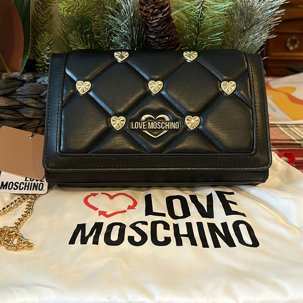 NWT Love Moschino Diamond Quilt Flap Purse with Dust Bag